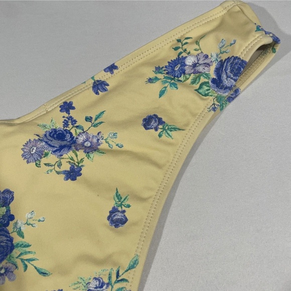 NWT WEWOREWHAT [ Large ] V-Shape Bikini‎ Bottoms in Cream Golden Hour - Picture 9 of 10